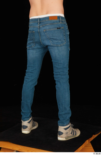  Stanley Johnson casual dressed jeans leg lower body sneakers 0006.jpg